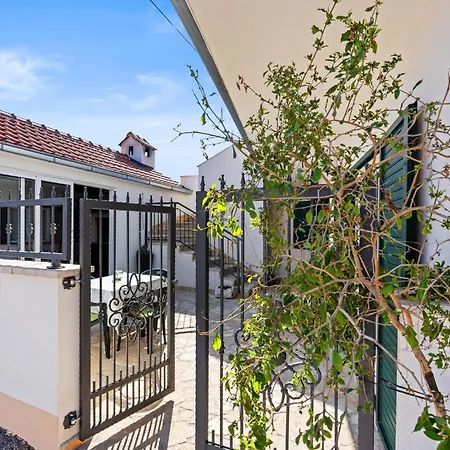 Apartman 2 Bedroom Gorgeous In *