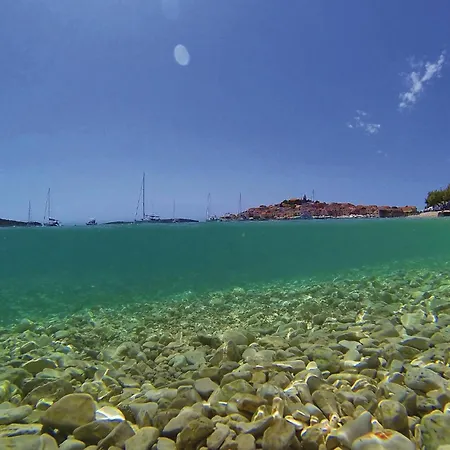 2 Bedroom Gorgeous In Apartman *