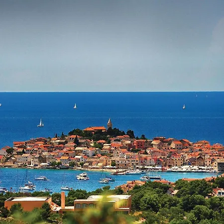 2 Bedroom Gorgeous In Apartman *